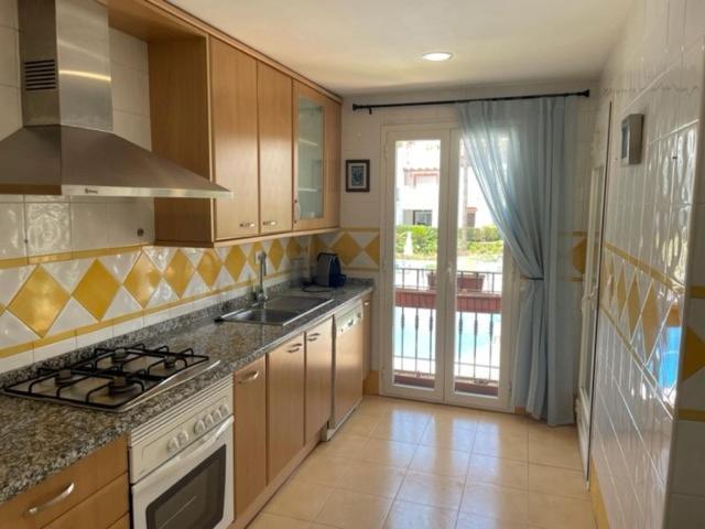 Apartment Beachside 3 Bedroom In La Gavia, San Pedro De Alcantara