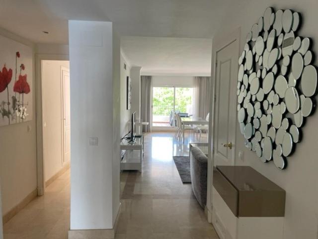 Apartment Beachside 3 Bedroom In La Gavia, San Pedro De Alcantara Marbella